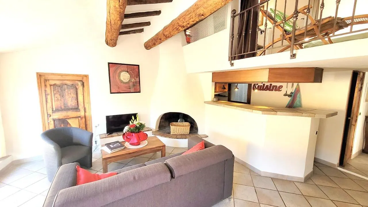 Ze Perfect Place - Appartement De Charme Nicois - 2 Chb & 2 Sdb - Ac - Terrasse - Vieux Nice Apartment