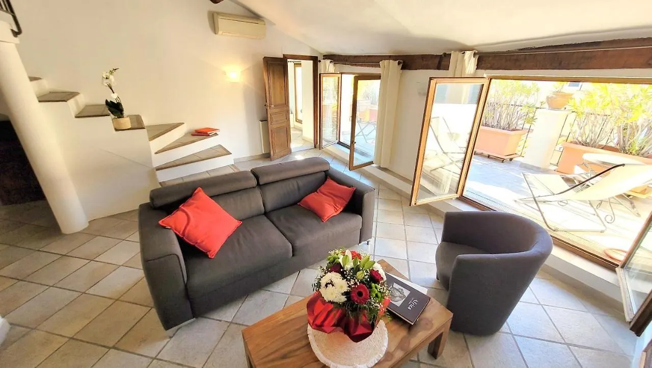 Apartment Ze Perfect Place - Appartement De Charme Nicois - 2 Chb & 2 Sdb - Ac - Terrasse - Vieux Nice