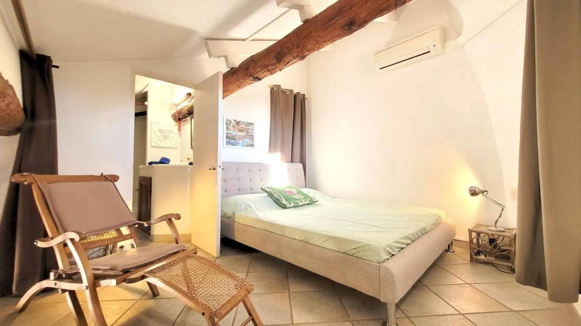 Apartment Ze Perfect Place - Appartement De Charme Nicois - 2 Chb & 2 Sdb - Ac - Terrasse - Vieux Nice France